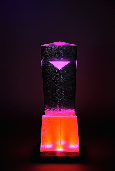 Boréales, sculptures de verre fluorescent - Yves Braun